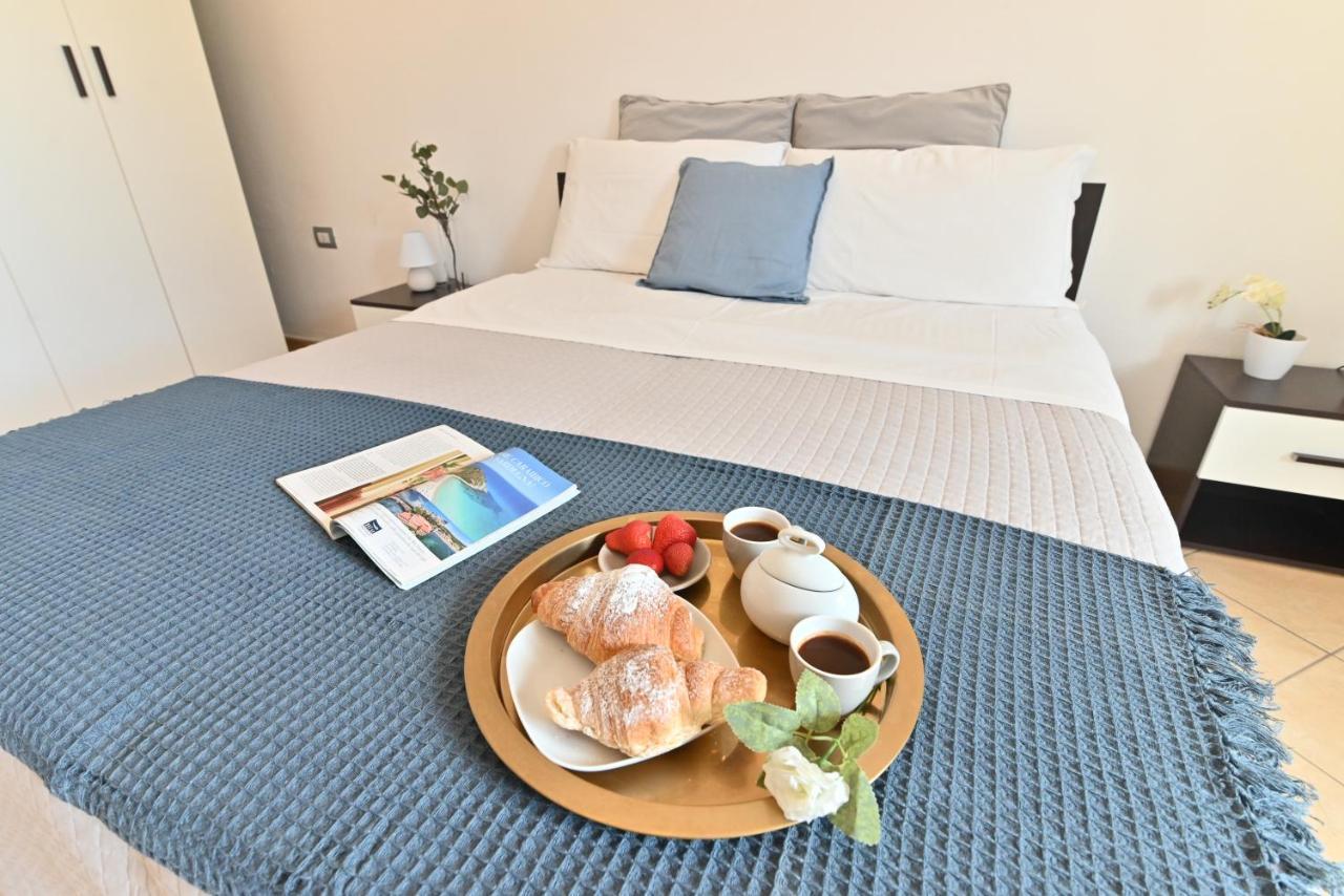 Izzhome Flamingo Pula Kültér fotó